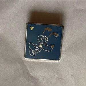 Disney World Trading Pin - Hidden Mickey Series III - Character Outlines - Pluto